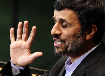 چرا احمدی‌نژاد نمی‌خواست اوراق ایران تبدیل به ارزهای دیگر شود؟/سود اوراق قرضه بلوکه شده طی سال های گذشته را از چه کسی باید گرفت؟