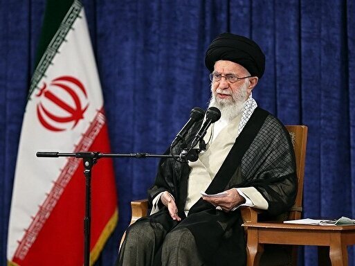 رهبر انقلاب:به ملت ایران به خاطر حرکت ارزشمندشان در ۲۲ بهمن امسال اظهار تعظیم می‌کنم