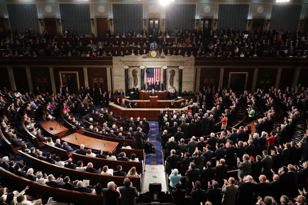تصویب قطعنامه حمایت از اعتراض‌ها در ایران توسط مجلس نمایندگان آمریکا
