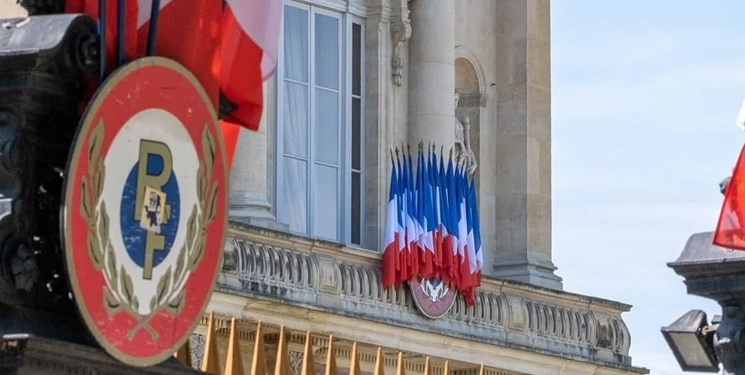 فرانسه در اعتراض به «بازداشت دو تبعه فرانسوی» سفیر ایران را احضار کرد