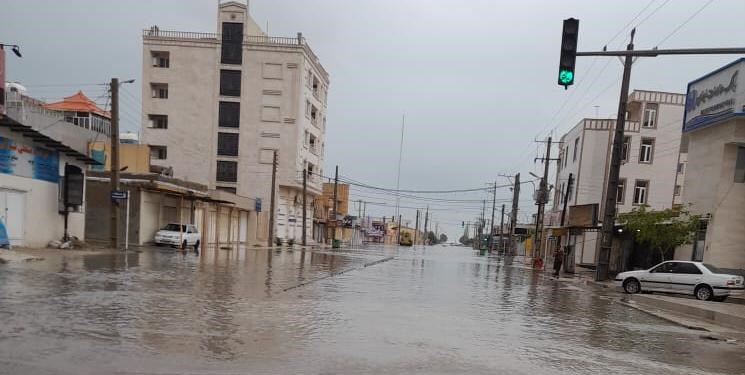 تخلیه یک شهر و ۷ روستا بر اثر بارش‌های سیل آسا در فارس