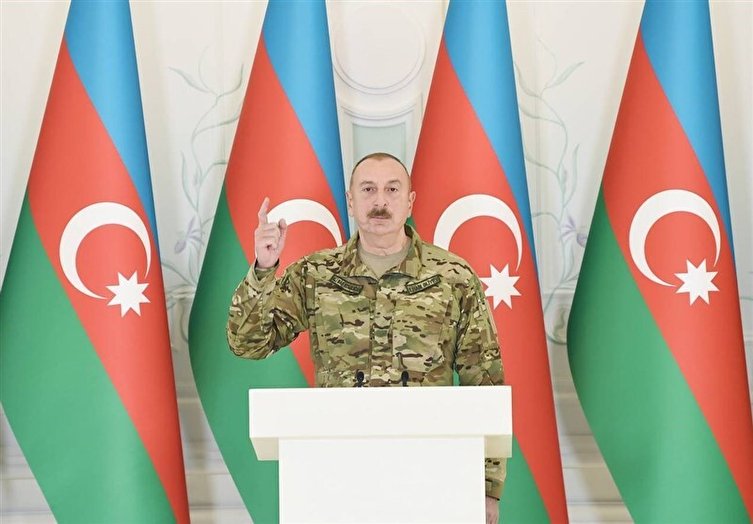 خط و نشان رئیس‌جمهور آذربایجان برای ایران/کسانی که در مرز ما برای حمایت از ارمنستان رزمایش نظامی برگزار می‌کنند بدانند، ارتش ما قهرمانی و فداکاری نشان داده؛ اگر لازم باشد دوباره نشان می‌دهیم