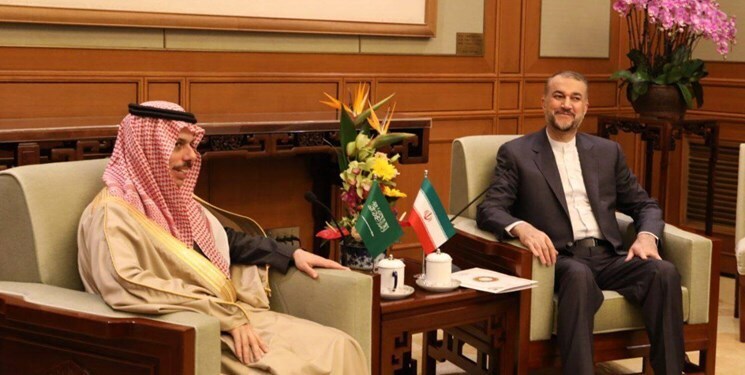وزیر خارجه سعودی: روابط ایران و عربستان فضای مثبت جدیدی را در کل منطقه ایجاد کرد / صفحه جدیدی در روابط دو کشور گشوده‌ شد/ آماده اجرای موافقتنامه‌های جدید میان دو کشور هستیم
