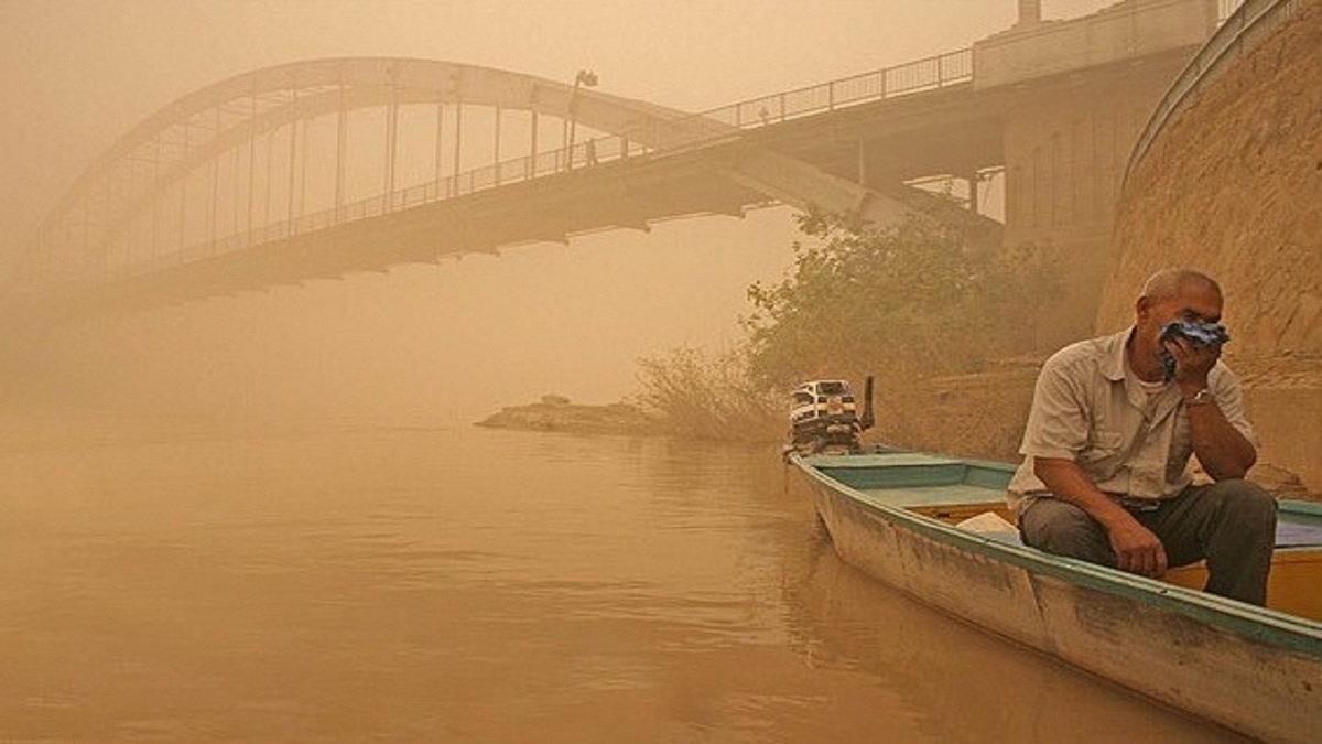 آلودگی هوای خوزستان ۱۳۲ هزار نفر را روانه بیمارستان‌ها کرد