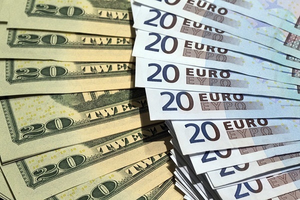 قیمت دلار، قیمت یورو و قیمت پوند شنبه ۲ اردیبهشت ۱۴۰۲ + جدول