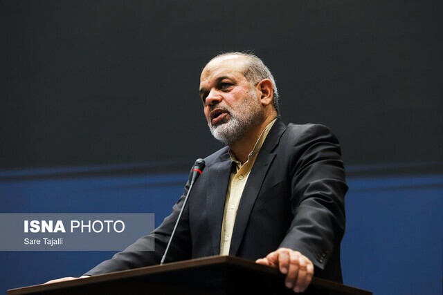 وزیر کشور :مسلمانان منطقه براساس احساس مسئولیت خود اقدام می کنند/حملات به آمریکا ربطی به ایران ندارد
