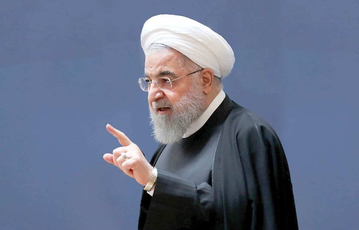 افشاگری روحانی از اعتراضات بعد از گران شدن بنزین :رئیسی خودش مصوبه را امضا کرد اما اولین کسی بود که توئیت مخالفت زد