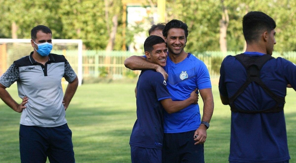 فرهاد مجیدی با دو بمب خارجی فرهاد مجیدی با دو بمب خارجی