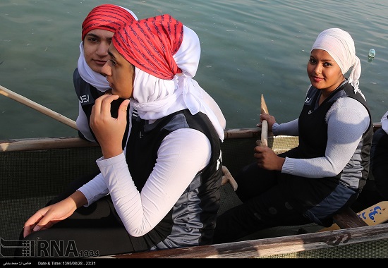 رقابت داغ دختران قایقران درتهران +گزارش تصویری