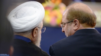 تحلیل نشریه ایتالیایی از چشم انداز برجام پس از ترامپ و نتیجه انتخابات ریاست جمهوری96/قالیباف هنوز هم اصلی ترین گزینه محافظه کاران در برابر روحانی خواهد بود