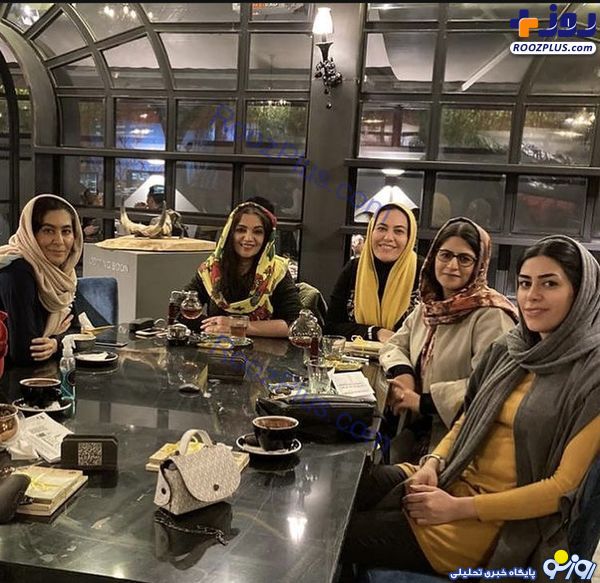 رستورانگردی الهام پاوه نژاد با دوستانش/عکس