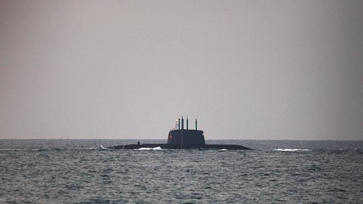 عبور زیردریایی اسرائیل از  خلیج فارس 