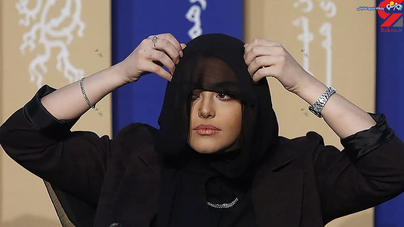 ریحانه پارسا در راه تهران!