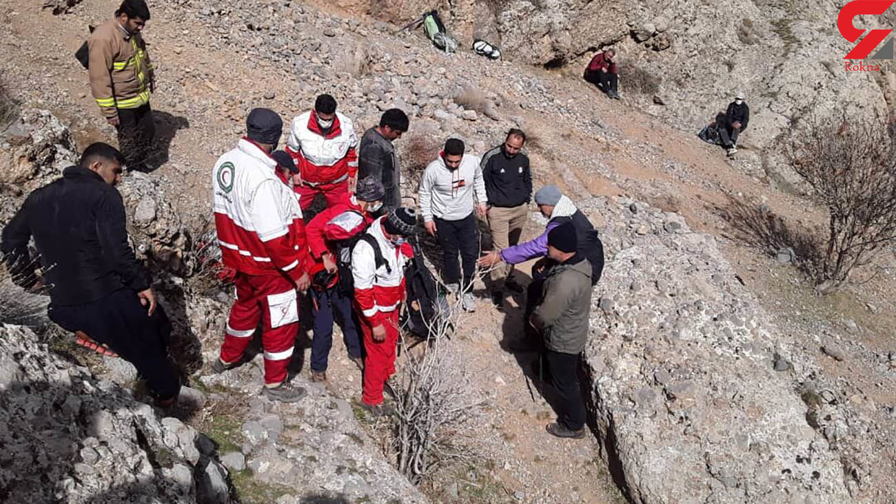 سقوط مرگ 2 زن و مرد که به تنهایی در کوه بودند / در شیراز رخ داد