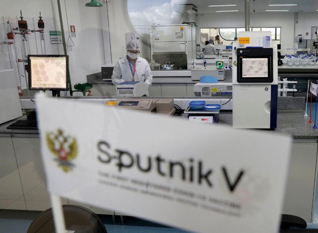 سفیر ایران در مسکو: تا دو ماه آینده تولید مشترک واکسن روسی کرونا در ایران انجام می‌شود