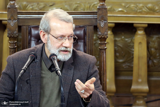 علی لاریجانی: برخی به هر بهانه‌ای می‌خواهند صفوف ملت را متفرق کنند