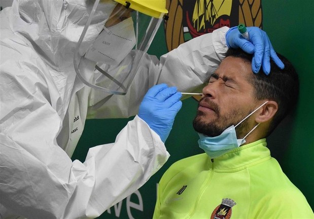 آمار مبتلایان به کرونا طی 24 ساعت گذشته آمار مبتلایان به کرونا طی 24 ساعت گذشته