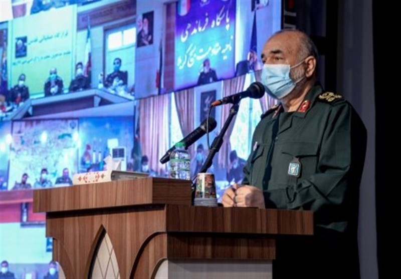 سرلشکر سلامی: ملت ایران خطا نمی‌کند چرا که نگاهش به ستاره تابناکی به نام رهبری است