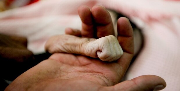 کرونا مرگ نوزاد یک ماهه را رقم زد کرونا مرگ نوزاد یک ماهه را رقم زد