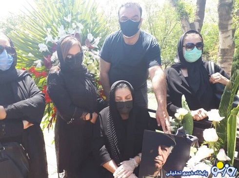 مهوش وقاری و هنرمندان در مراسم خاکسپاری محسن قاضی مرادی/U;S