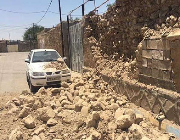 زلزله ۵.۹ ریشتری مرز استان‌های بوشهر و فارس را لرزاند / مردم در برخی از شهر‌ها به خیابان‌ها آمدند