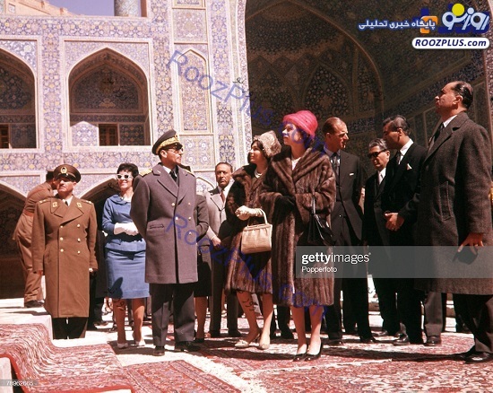 ملکه انگلیس و پرنس فیلیپ در اصفهان + عکس