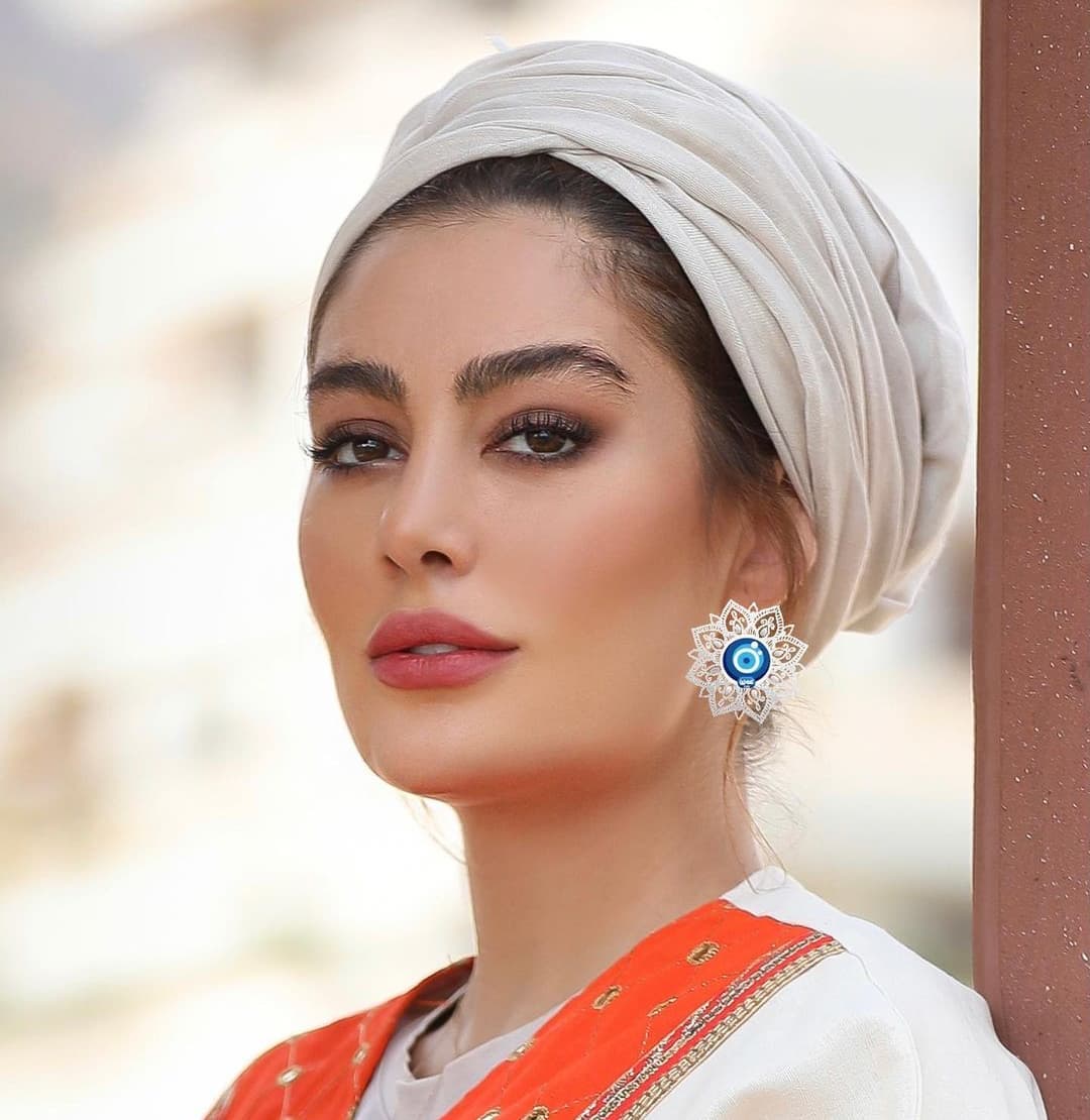 گریه دختر هوادار سحر قریشی از شوق دیدنش!/فیلم