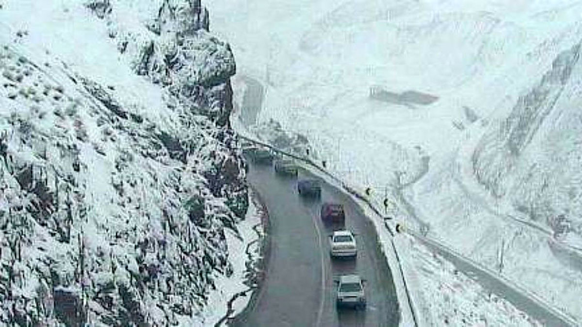 باران و برف در جاده‌های ۲۰ استان