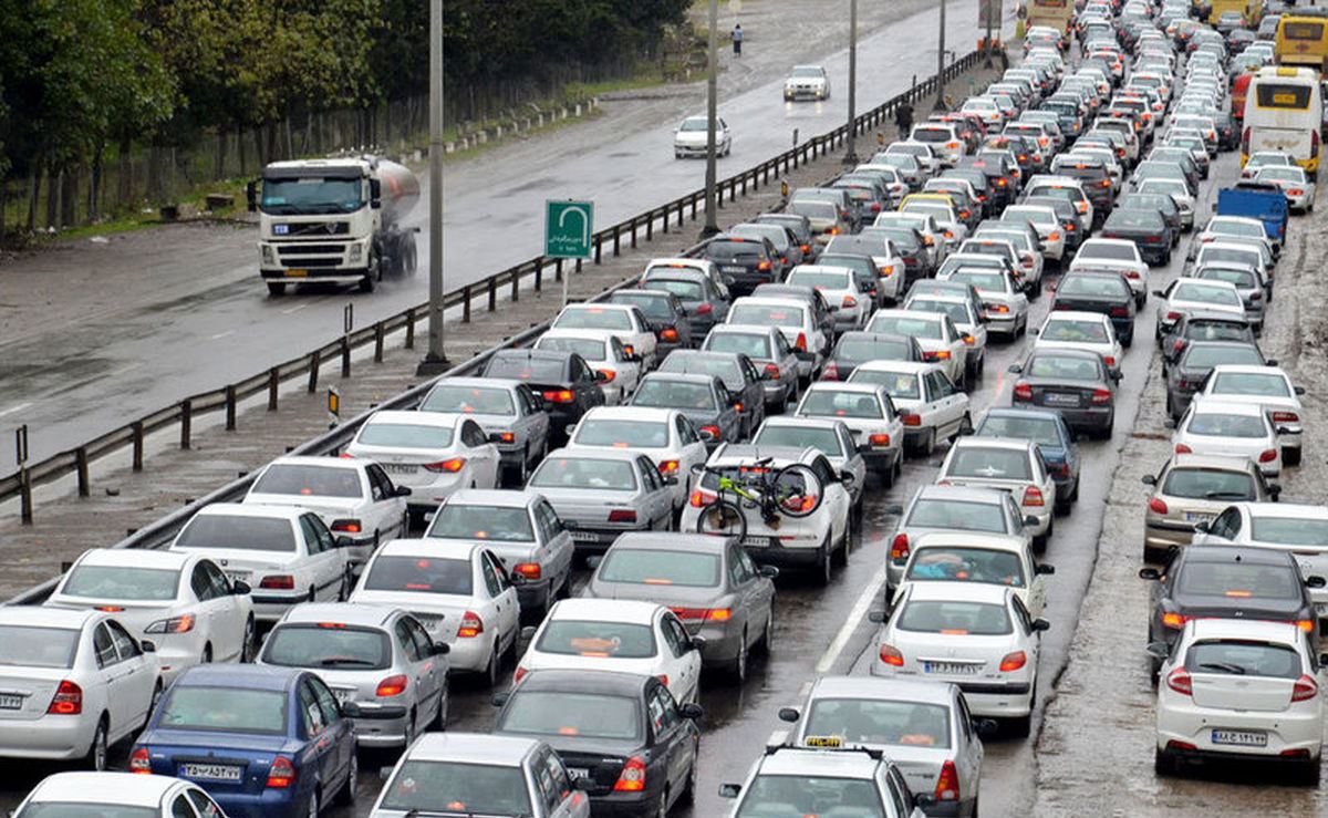 وضعیت جاده ها و راه‌ها، امروز ۷ دی ۱۴۰۰ / ترافیک سنگین در آزادراه قزوین - کرج