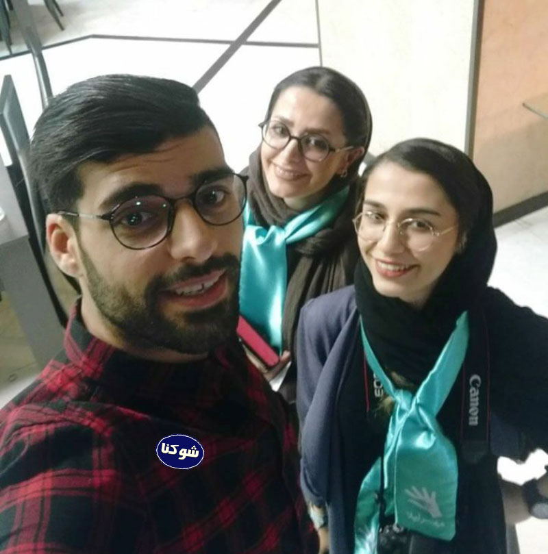 تاکتیک مهدی طارمی برای گرفتن این سلفی دخترانه/عکس تاکتیک مهدی طارمی برای گرفتن این سلفی دخترانه/عکس