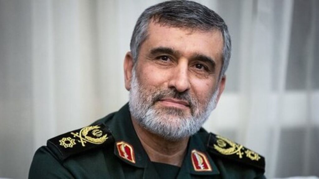 سردار حاجی‌زاده: سرجنگی خیبرشکن زمان آماده سازی و شلیک در موضع را به یک ششم کاهش داده است