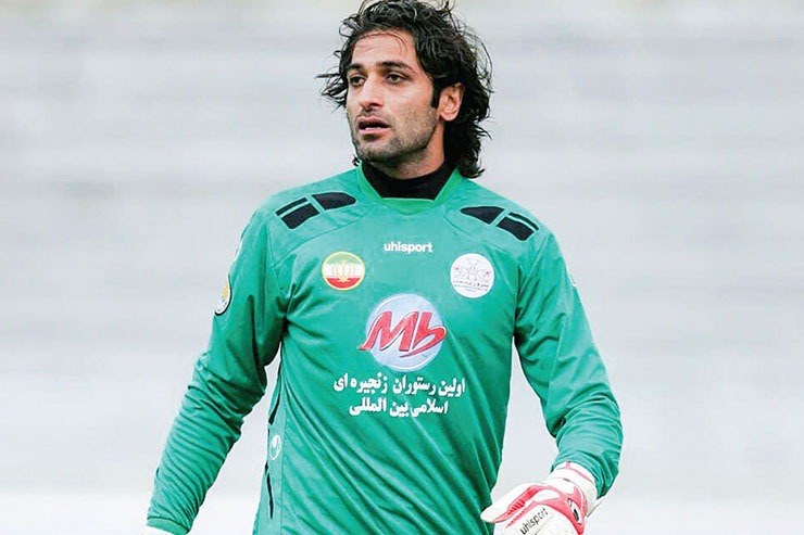 این پرسپولیسی کجای فوتبال است که خط و نشان می‌کشد؟