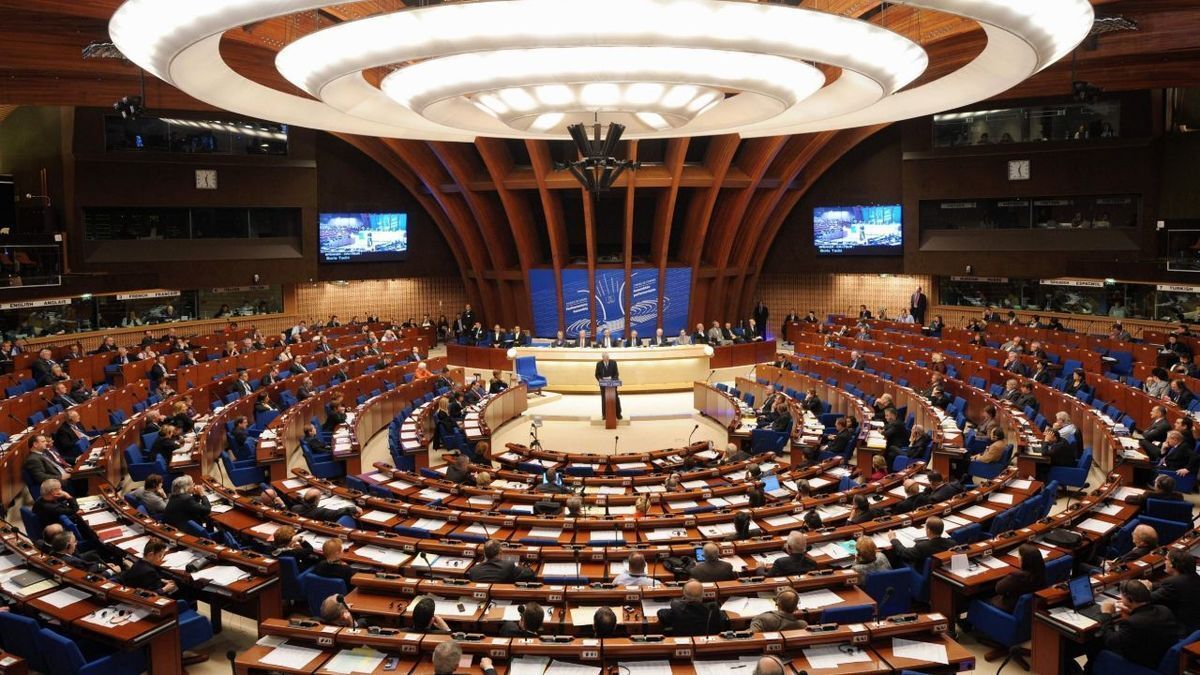 پارلمان اروپا درخواست عضویت اوکراین را پذیرفته است
