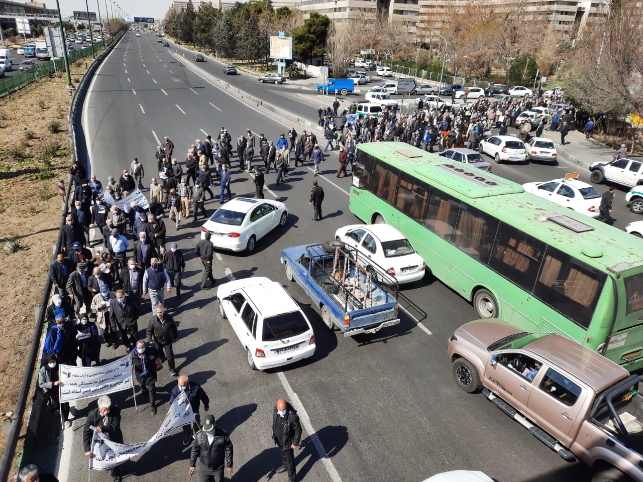 اعتراض بازنشستگان هما به واگذاری صندوق بازنشستگی از طریق لایحه بودجه