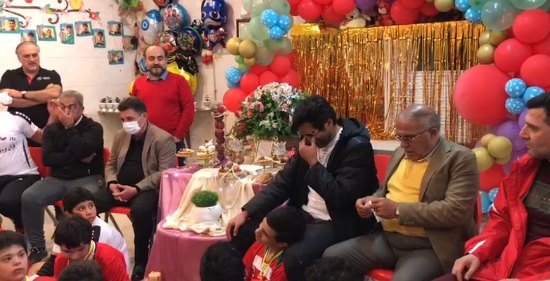 بازیکن سابق استقلال و پرسپولیس برای همسرش گریه می کند