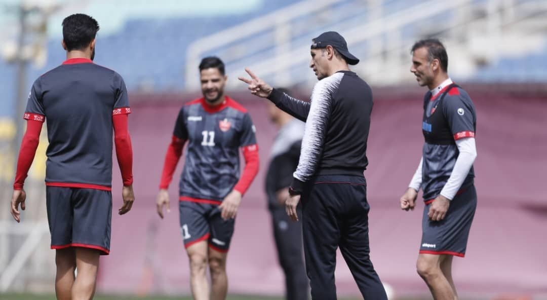 یک منبع موثق و نزدیک به پرسپولیس ار تاکتیک یحیی مقابل استقلال خبر داد یک منبع موثق و نزدیک به پرسپولیس ار تاکتیک یحیی مقابل استقلال خبر داد