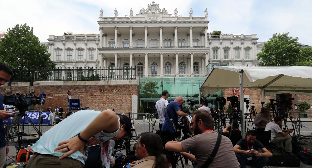 برگزاری کمیسیون مشترک برای احیای برجام/امیرعبداللهیان و وزرای خارجه سه کشور اروپایی طی چند روز آینده به وین می روند برگزاری کمیسیون مشترک برای احیای برجام/امیرعبداللهیان و وزرای خارجه سه کشور اروپایی طی چند روز آینده به وین می روند