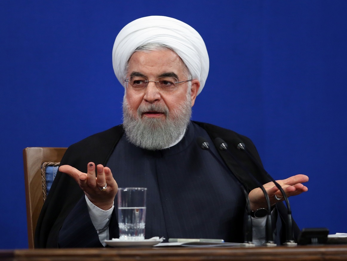 روحانی: بعضی‌ها نمی‌دانند اداره کشور چگونه است، بعد مشکلات را به دوش دولت می‌اندارند