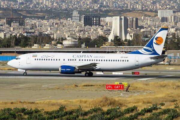 فرود اضطراری پرواز تهران-کیش / سازمان هواپیمایی کشوری: انفجار موتور هواپیما کذب است