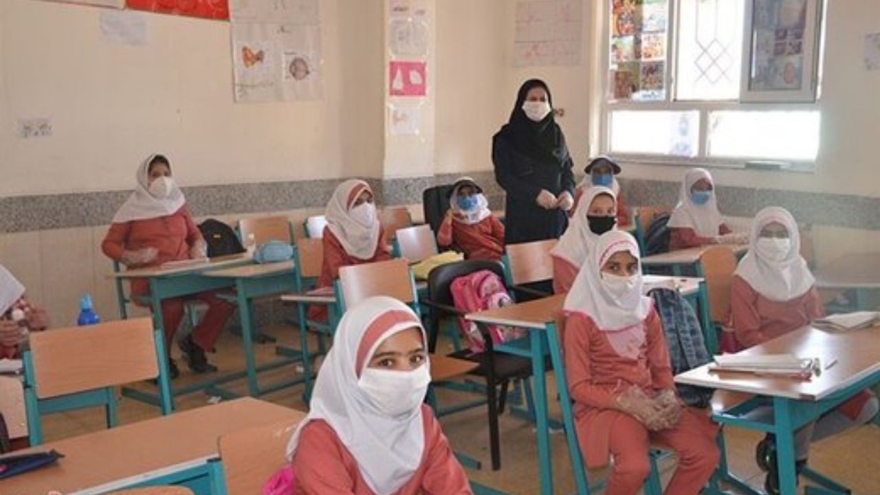 آموزش و پرورش: بازگشایی مدارس در مهر فقط در حد پیشنهاد است