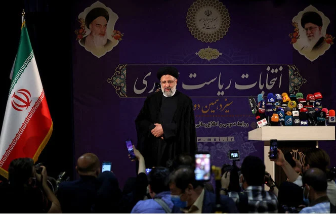 ردصلاحیت ها در عمل راه را برای ریاست جمهوری رئیسی هموار کرد/رد صلاحیت شگفت آور لاریجانی پیامدهای گسترده ای دارد