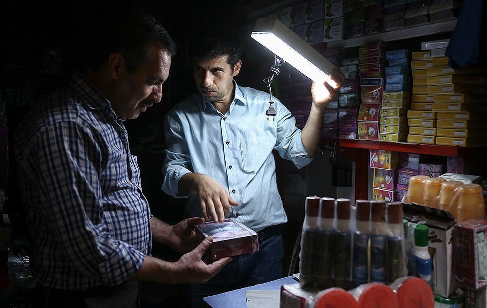 خروج دو نیروگاه از مدار، علت خاموشی شب گذشته در تهران و کرج