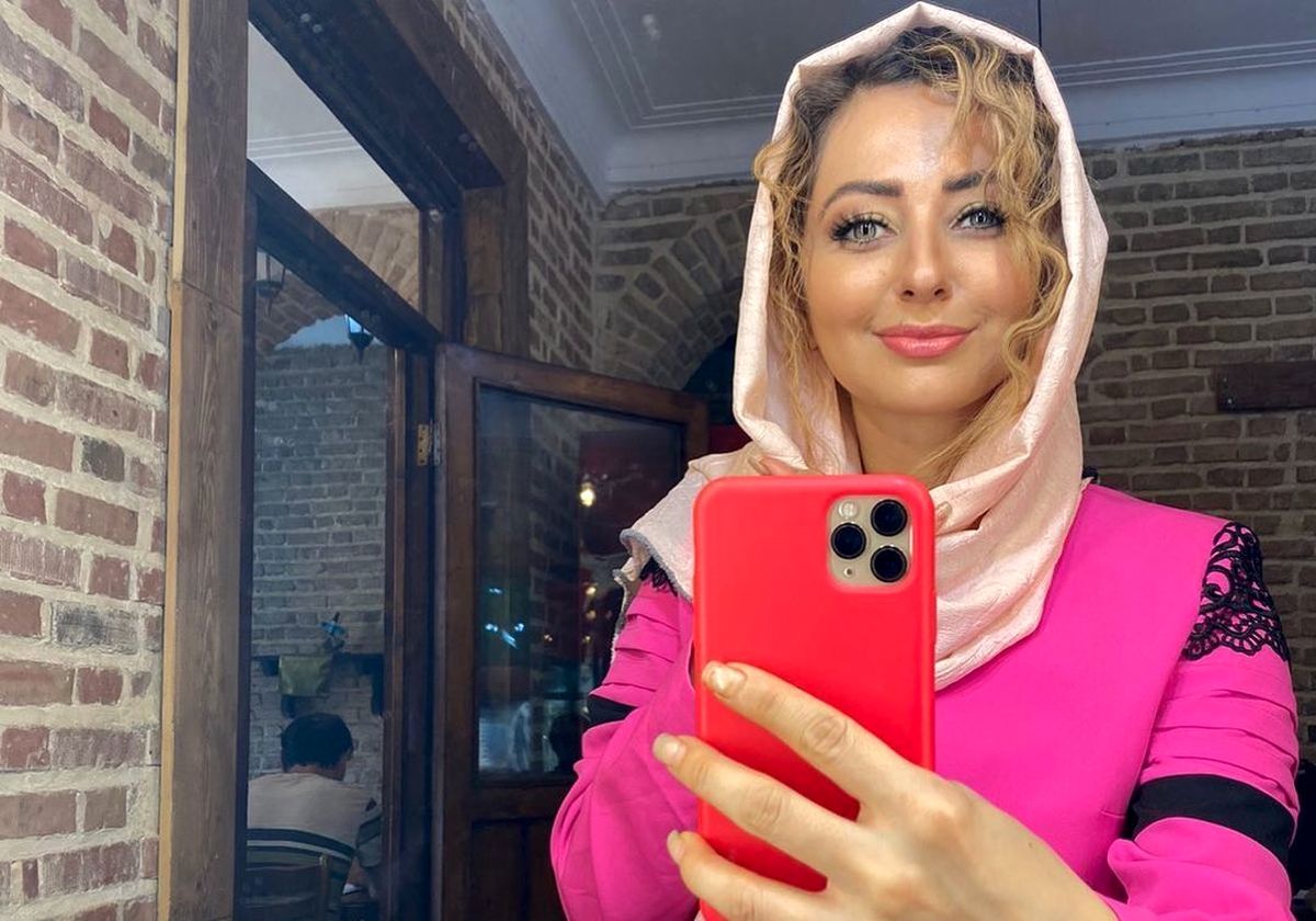 چهره پلنگی نفیسه روشن در مکان عمومی ! + عکس چهره پلنگی نفیسه روشن در مکان عمومی ! + عکس