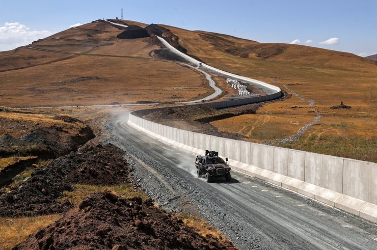 دیوارکشی ترکیه در مرز با ایران؛ هدف چیست؟