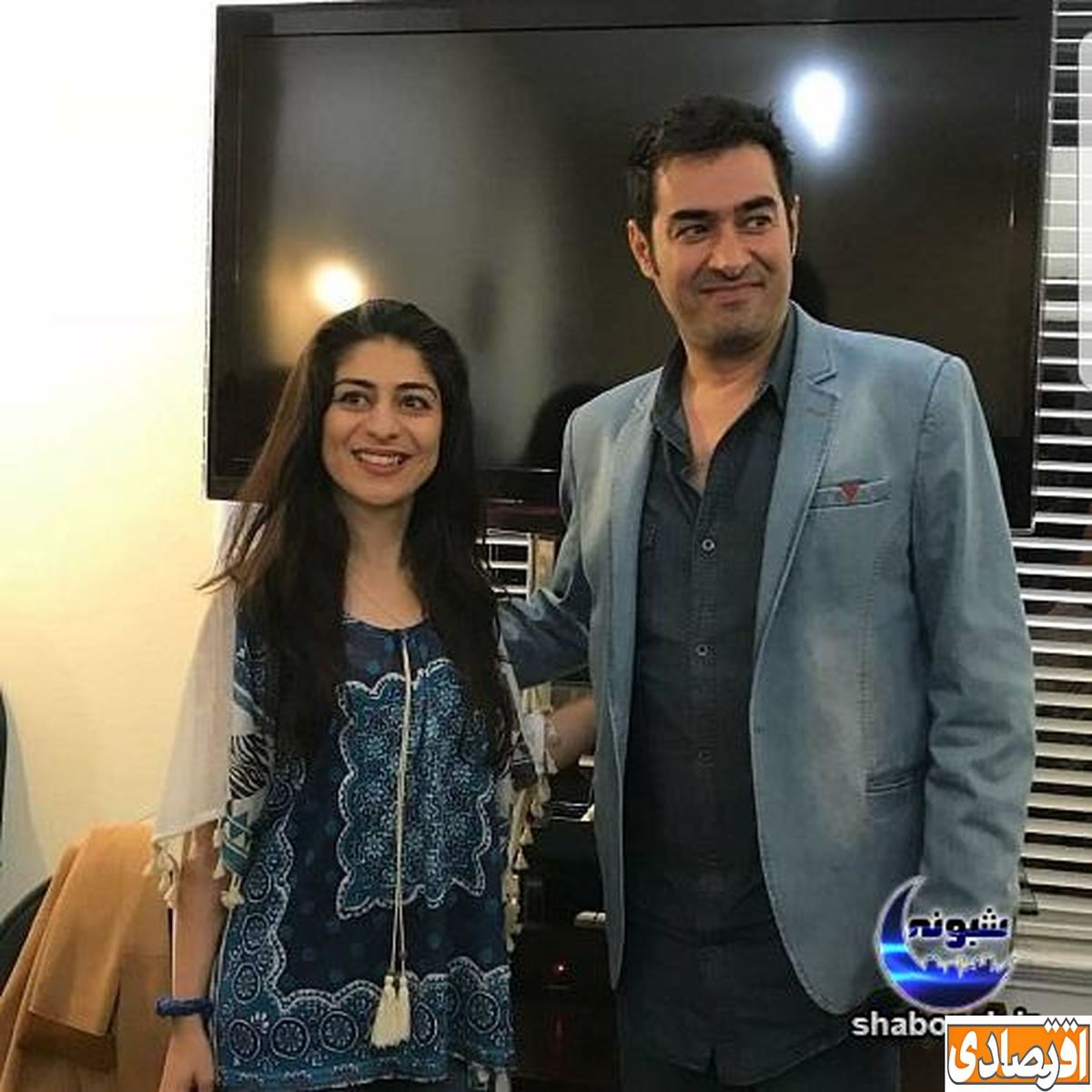 زن بی حجاب کنار شهاب حسینی ! / این زن کیست؟!