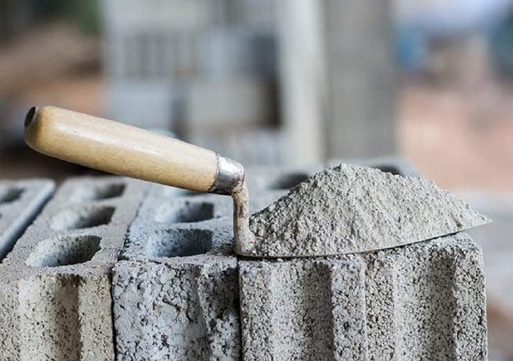 سلطان‌بازی در بازار سیمان؛ افزایش قیمت ۶۵۰ درصدی هر کیسه فقط در یک ماه