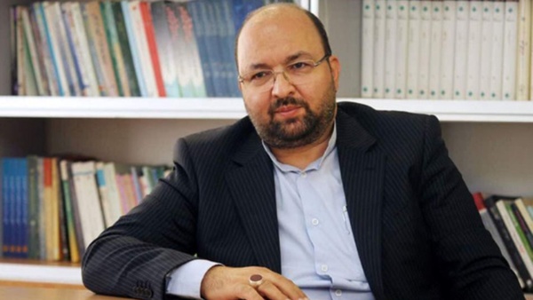 آملی لاریجانی دلایل استعفایش را شفاف بیان کند که متهم به جانبداری از خانواده‌اش نشود