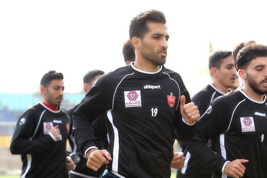 ورود آقای گل به باشگاه پرسپولیس!! ورود آقای گل به باشگاه پرسپولیس!!