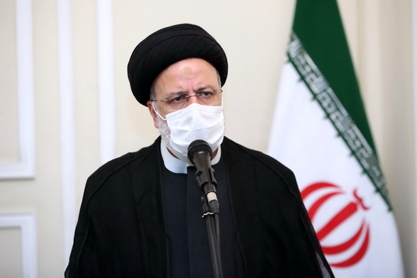 رئیسی: با موافقت الکاظمی، روادید میان ایران و عراق لغو شد