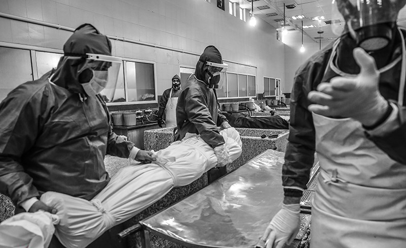 کاهش ۵۰ درصدی آمار فوتی‌های کرونا در تهران / مدیرعامل بهشت زهرا: شمار فوتی‌ها به حدود ۱۰۰ رسید